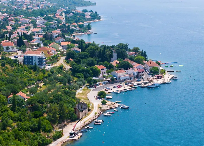 Ivan-4 By Interhome 아파트 마슬레니차