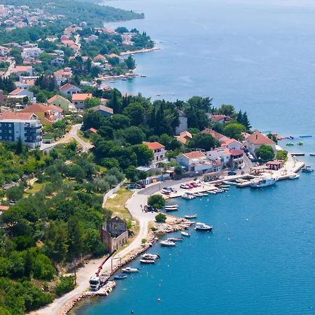 Ivan-4 By Interhome Apartman Maslenica